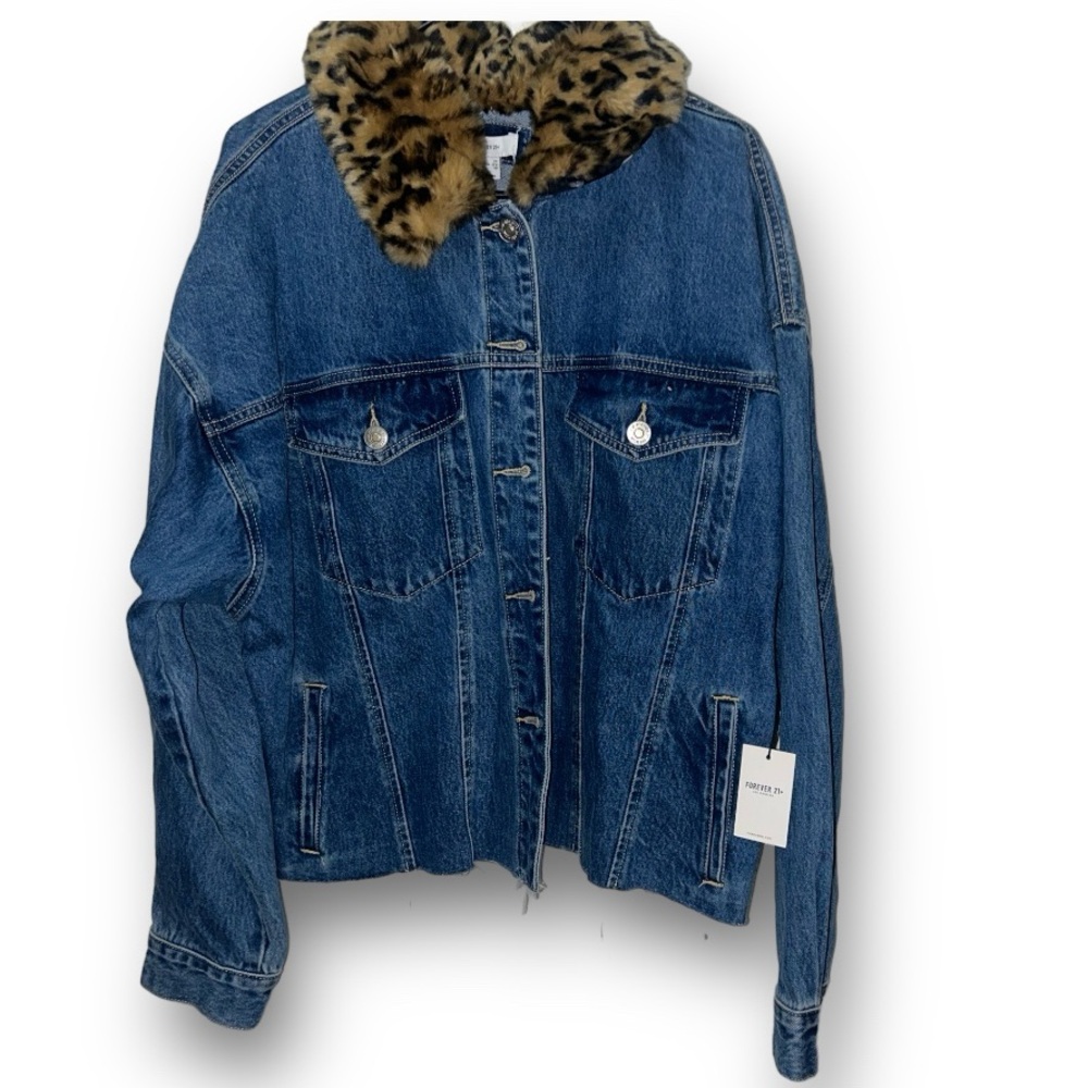 BRAND NEW LEOPARD PRINT COLLARED JEAN JACKET FOREVER 21 REMOVABLE COLLAR